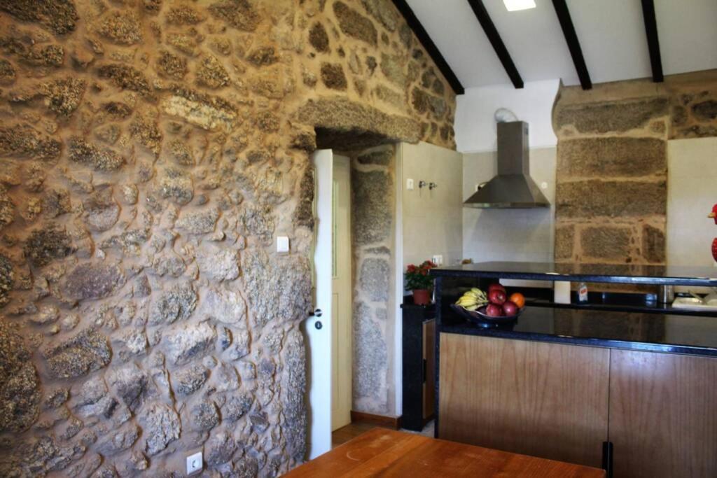 Вилла Casa Das Saras Goncalo  Экстерьер фото